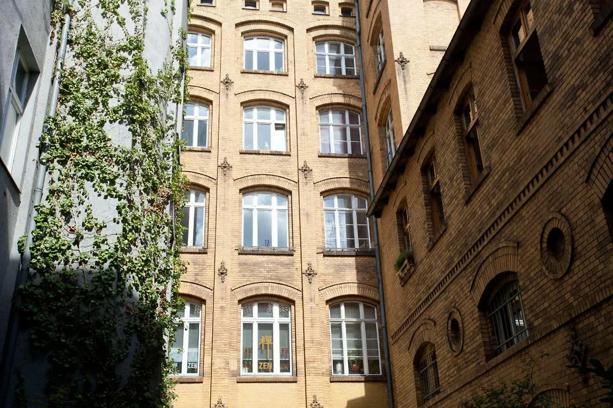 Apartament Kunstlerloft Im Herzen Von Kreuzberg Berlin